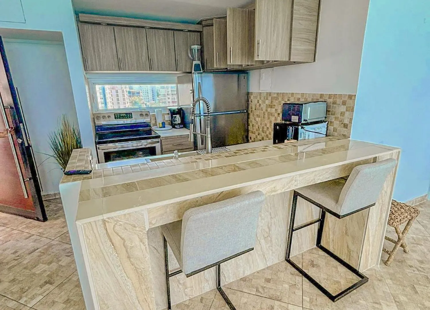 Beachfront Dream Getaway - Condado San Juan Apartment